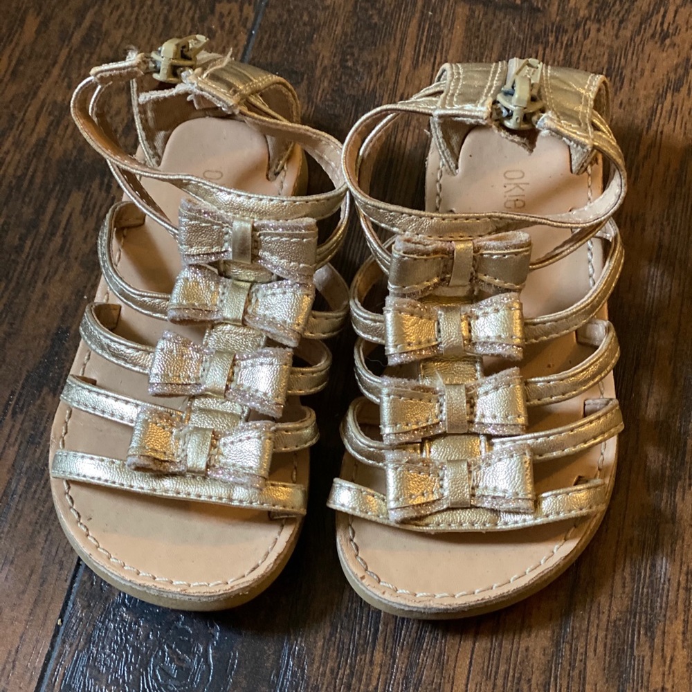 Cute Shoes size 7 toddler
